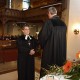 Oberkirchenrat Michael Martin entpflichtet Peter Weigand von seinen Aufgaben. © MEW/Neuschwander-Lutz