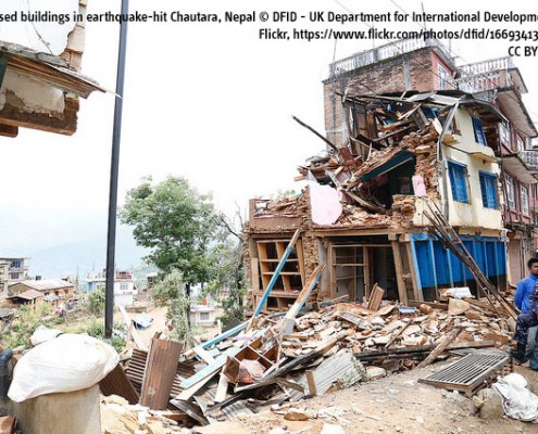 Collapsed buildings in earthquake hit Chautara, Nepal © DFID-UK Department for International Development, Flickr, CC-BY-2.0