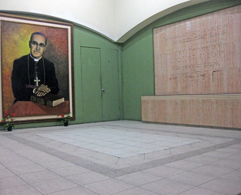 Gedenkstätte in der Kathedrale von San Salvador
