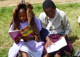 Mädchen im PLCC, Kenia