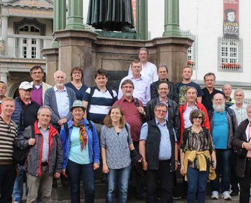 Die Teilnehmenden des brasilianischen-bayerischen Pastoralkolleg auf Luthertour