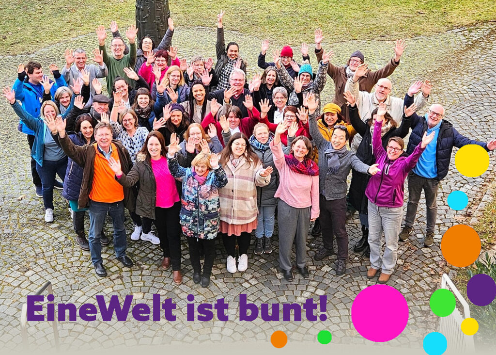 Gemeinsam gegen Rechts: die Mitarbeitenden von Mission EineWelt (Foto: Heike Halbmann)