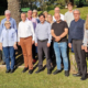 Die Teilnehmenden der Konsultation von IECLB und ELKB Anfang August 2025: Vorne: Marcos Bechert, Silvia Genz, Michael Martin, Mauro de Souza, Hans Martin Gloel, Andreas Nehring, Kerstin Schönleben (v.l.n.r.) Hinten: Odair Braun, Olmiro Ribeiro Junior, Margret Reus, Martina Sayer (Übersetzung), Dorothea Droste, Marten Henschel (Übersetzung) (v.l.n.r.) Foto: Michael Martin